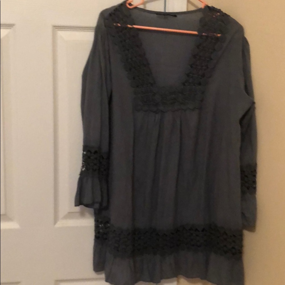 Beautiful blue spring tunic!